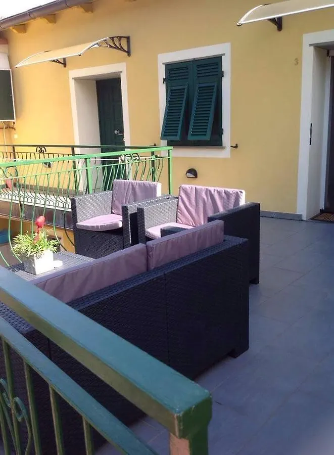 Affittacamere Pzeta Vernazza 0*,