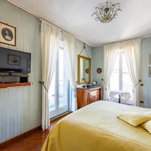La Casa Di Bruno Bed and breakfast Nápoles